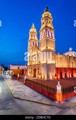 Campeche, Messico. Independence Plaza nel centro storico di San Francisco de Campeche, patrimonio dello Yucatan. Foto Stock