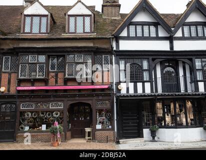 Pipers Florist e l'Old Oxted Dairy in Station Road West, Oxted, Surrey Foto Stock