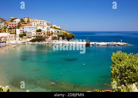 BALI, L'ISOLA CRETE, GRECIA - 5 GIUGNO 2019: La splendida vista sul mare del porto di Bali. Foto Stock