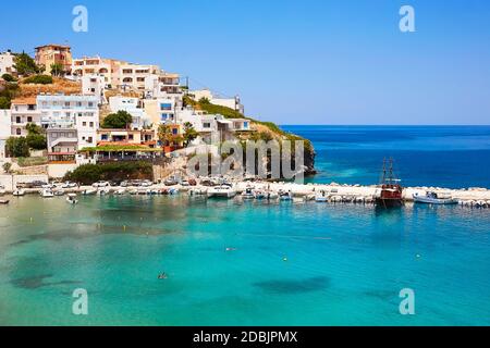 BALI, L'ISOLA CRETE, GRECIA - 5 GIUGNO 2019: La splendida vista sul mare del porto di Bali. Foto Stock