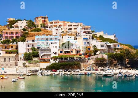 BALI, L'ISOLA CRETE, GRECIA - 5 GIUGNO 2019: La splendida vista sul mare del porto di Bali. Foto Stock