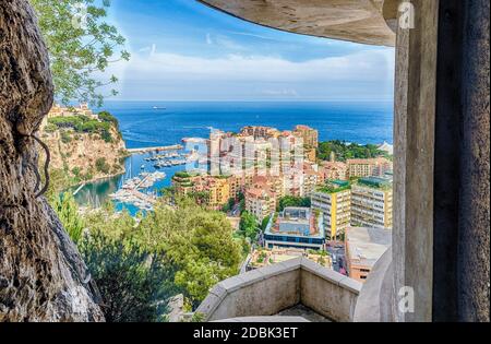 Vista panoramica sulla città di Monaco e sul porto di Fontvieille, Principato di Monaco, Costa Azzurra, Costa Azzurra Foto Stock