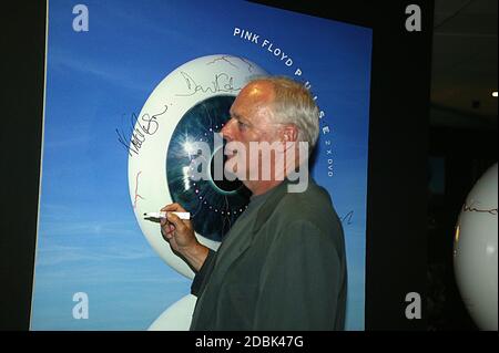 Pink Floyd al lancio del loro Pulse DVD a. Warner West End Londra 3 luglio 2006 David Gilmour Foto Stock