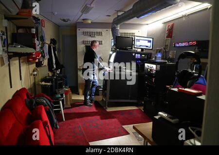 MJÖLBY, SVEZIA - 16 APRILE 2020: Cinema aperto solo agli ospiti prenotati durante questi periodi di corona. Foto Gippe Gustafsson Foto Stock