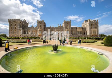 I giardini del castello di Windsor, Berkshire, Regno Unito Foto Stock