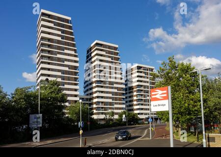 Nuovi moderni edifici di appartamenti a Leyton, Londra Inghilterra Regno Unito Foto Stock