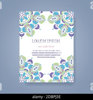 Carta o invito con motivi indiani disegnati a mano. Simbolo di disegno Mandala, bianco di nozze, decorazione di fiori, illustrazione vettoriale Illustrazione Vettoriale