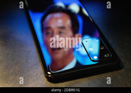 Il CEO di Samsung Young Sohn su Samsung Galaxy S20 Plus Foto Stock