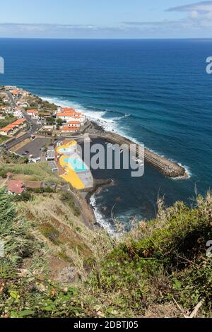 Ponta Delgada sulla costa settentrionale dell'isola di Madeira, Portogallo Foto Stock