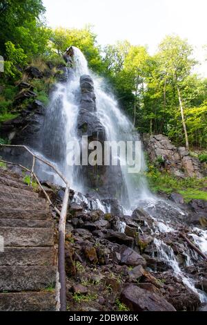 Visita alla cascata Trusetal in estate Foto Stock