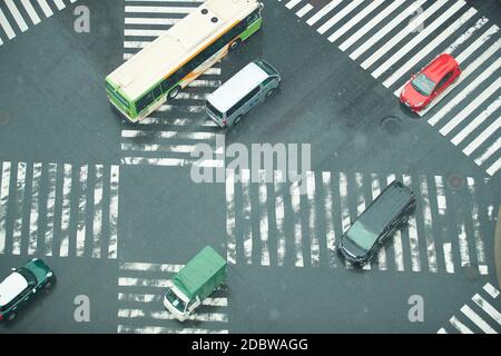 Strade a Tokyo di notte, Giappone Foto Stock