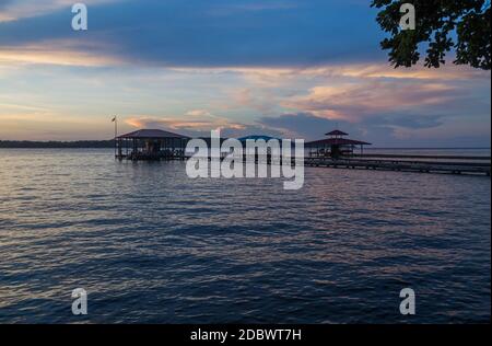 Atlantic tramonto al mare in Bocas del Toro. Panama. Foto Stock