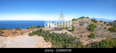 Cappella Ermita de Coromoto in idilliaco paesaggio di la Gomera Foto Stock