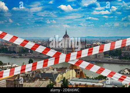 Nastro protettivo sullo sfondo Budapest in Ungheria. Foto Stock