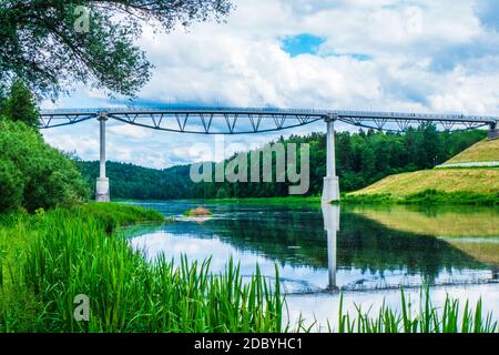 White Rose Pedestrian Bridge sul fiume di Nemunas - Baltosios tiltas di rozes Foto Stock