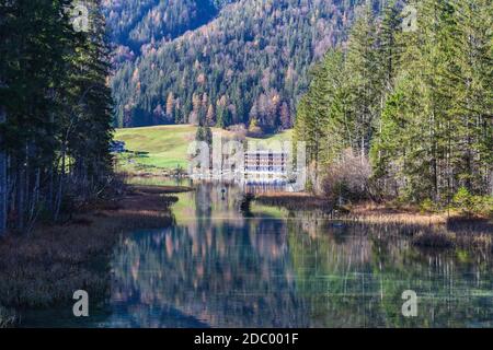 Hintersee è una parte del comune di Ramsau, vicino Berchtesgaden, oltre a quattro Ducati. Foto Stock