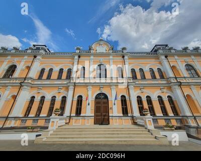 Foto grandangolare di Manuc bei palazzo, architettura, cultura e complesso storico con museo, cantina e altri edifici, Hincesti, Moldavia. Manuc Bey Foto Stock