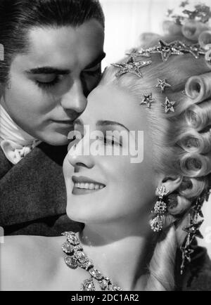 TYRONE POWER e NORMA SHEARER Ritratto di Laszlo WILLINGER per MARIA ANTONIETTA 1938 regista W.S. VAN DYKE Metro Goldwyn Mayer Foto Stock