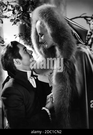 TYRONE POWER e NORMA SHEARER Ritratto di Laszlo WILLINGER per MARIA ANTONIETTA 1938 regista W.S. VAN DYKE Metro Goldwyn Mayer Foto Stock