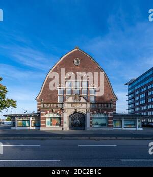 Kiel Maritime Museum nel vecchio edificio della Fish Hall dove i pesci sono stati messi all'asta. L'edificio e' stato aperto nel 1910. Convertito al museo nel 1978. Foto Stock