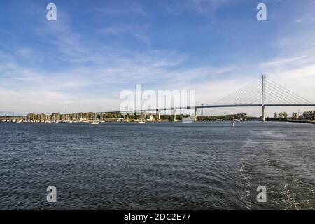 Germania - Ponte RÃ¼gen Dam a Stralsund Foto Stock