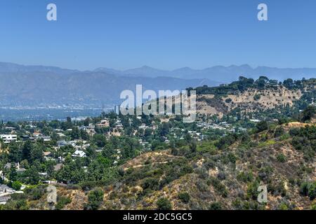 Vista dalla cima di Mulholland Drive, Los Angeles, California Foto Stock