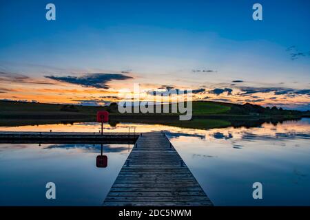 Tramonto su Lower Lough Erne, Enniskillen, Co. Fermanagh, Irlanda del Nord Foto Stock