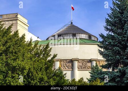 Varsavia, Mazovia / Polonia - 2019/10/26: Sejm - Casa bassa del parlamento Polacco - sede centrale in via Wiejska nel centro storico di Varsavia, Pola Foto Stock