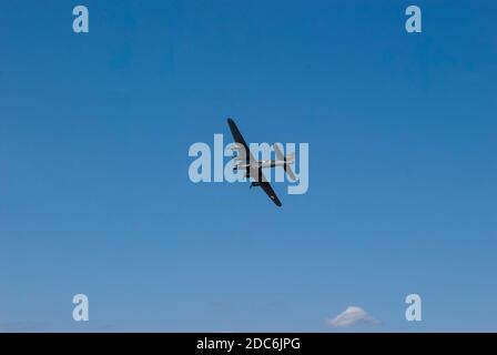 Il bombardiere americano della seconda guerra mondiale 'Sally B' Boeing B-17G è l'unico modello aeronavista in Europa Foto Stock