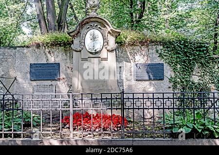 Weimar, antico cimitero: Tomba di Charlotte von Stein, amico di Goethe; Weimar, alter Friedhof: Grab von Charliotte contro Stein Foto Stock