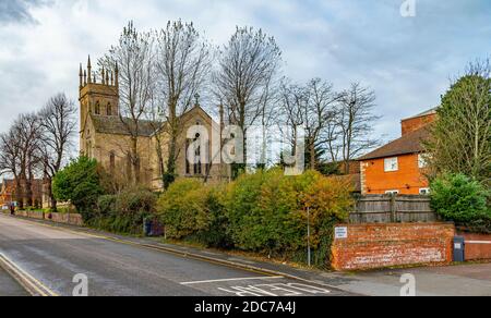 La Chiesa di San Giovanni Evangelista, Spitalgate, Grantham, Lincolnshire, Regno Unito Foto Stock