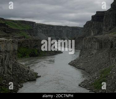 Fiume vicino a Dettifoss Foto Stock