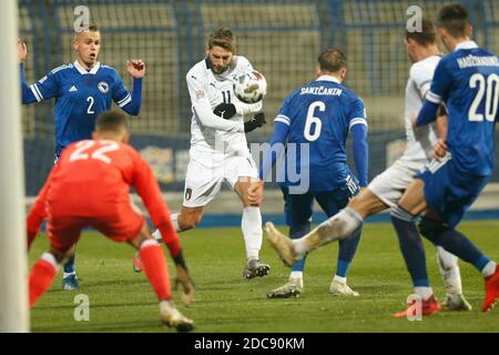 Il giocatore di Italys Domenico Berardi controlla la palla durante la UEFA Nations League Bosnia-Erzegovina e l'Italia allo stadio Grbavica, Sarajevo, Bosnia e. Foto Stock