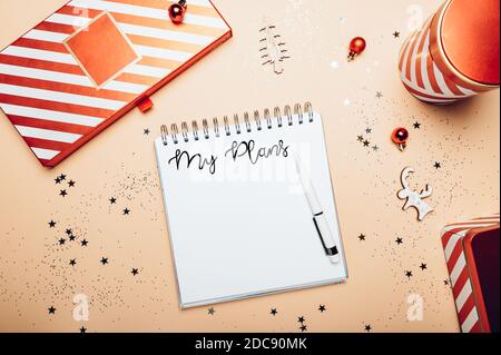 Il testo dei miei piani è scritto nel notebook Foto Stock