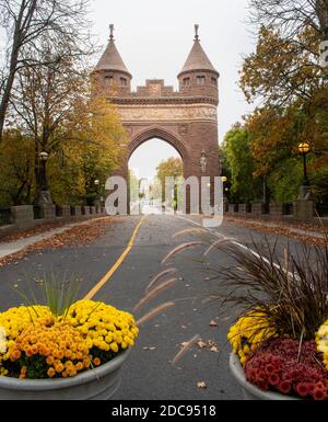 Il Soldiers and Sailors Memorial Arch è un monumento alla guerra civile americana situato ad Hartford, Connecticut. Foto Stock