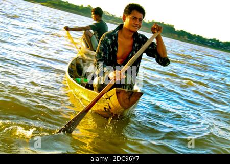 Daily Lifestyle Foto di gente di strada in Bangladesh Foto Stock