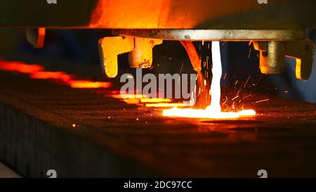 Fabbrica industriale e macchinari. Impianto di colata di metallo Foto Stock