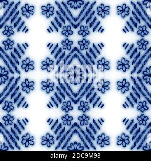 Design classico senza cuciture in ceramica blu e bianca Foto Stock