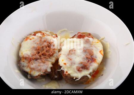 melanzane con carne e salsa di besciamella Foto Stock