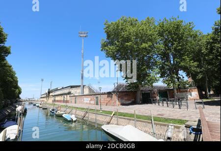 Venezia, VE, Italia - 13 luglio 2020: Stadio sull'isola di Sant'Elena a Venezia Foto Stock