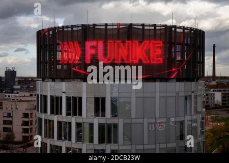 Media tower del gruppo Funke media, il più grande newswall in Germania, Germania, Nord Reno-Westfalia, Ruhr Area, Essen Foto Stock