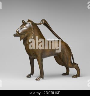 Aquamanile sotto forma di un Leone, tedesco, fine 13 ° secolo-inizio 14 ° secolo. Foto Stock