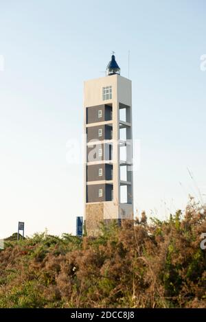 Faro di Punta Frouxeira, formato verticale Foto Stock