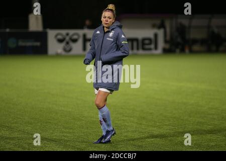 DURHAM, INGHILTERRA. 18 NOVEMBRE Nadine Hanssen di Aston Villa durante la partita fa Women's Continental League Cup tra Durham Women e Aston Villa al Castello di Maiden, Durham City, mercoledì 18 novembre 2020. (Credit: Mark Fletcher | MI News) Credit: MI News & Sport /Alamy Live News Foto Stock