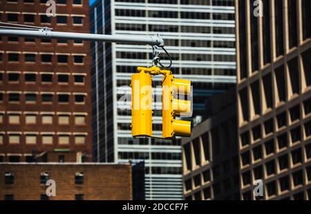 Incrocio a New York City. Semafori per le strade di Manhattan Foto Stock