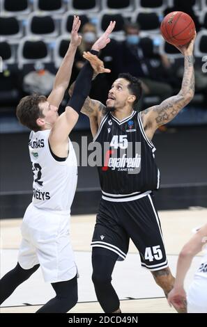 Bologna, Italia. 20 Nov 2020. Julian Gamble di Virtus Segafredo Bologna durante Virtus Bologna vs Lietkabelis, Basketball Eurocup Championship a Bologna, novembre 20 2020 Credit: Independent Photo Agency/Alamy Live News Foto Stock