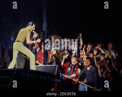 La rock band inglese Queen in concerto alla Wembley Arena di Londra 4.9.1984 Foto Stock