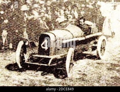 Kenelm Lee Guinness vainqueur du RAC Tourist Trophy 1914 sur Sunbeam. Foto Stock