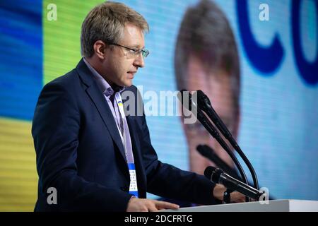 KIEV, UCRAINA - 31 maggio 2019: Giornalista, presentatore televisivo Vitaly Gaidukevich durante la riunione del Partito europeo di solidarietà Foto Stock