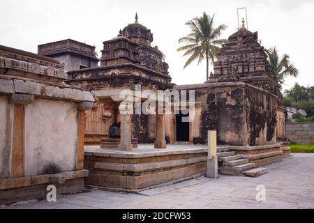 Bellissimo tempio antico e storico ad Avani, Karnataka, India Foto Stock